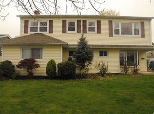 2609 Arleigh Rd, East Meadow, NY 11554