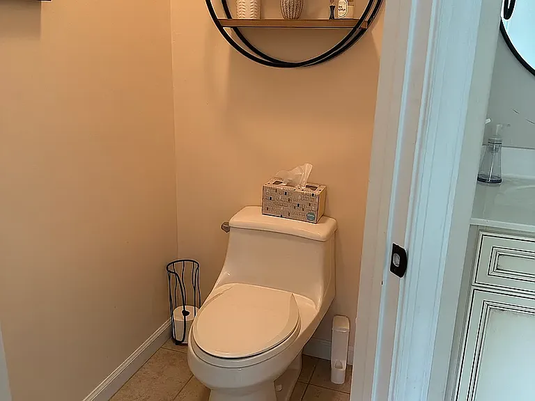 501 King Ct — Photo 22