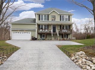 42 Loyola Rd, Woodstock, CT 06281