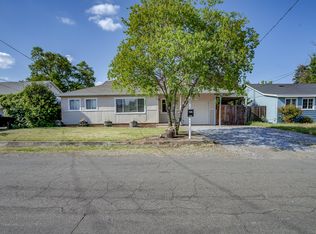 1113 2nd St, Redding, CA 96002