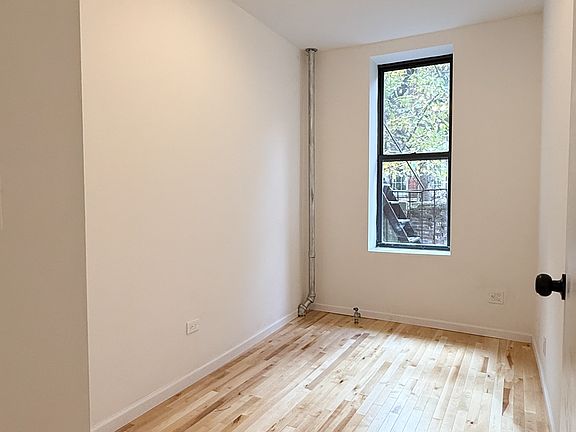 4th image of 312 W 20th St APT 1D