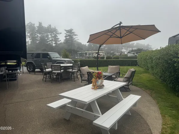 6225 N Coast Hwy Lot 104, Newport, OR 97365