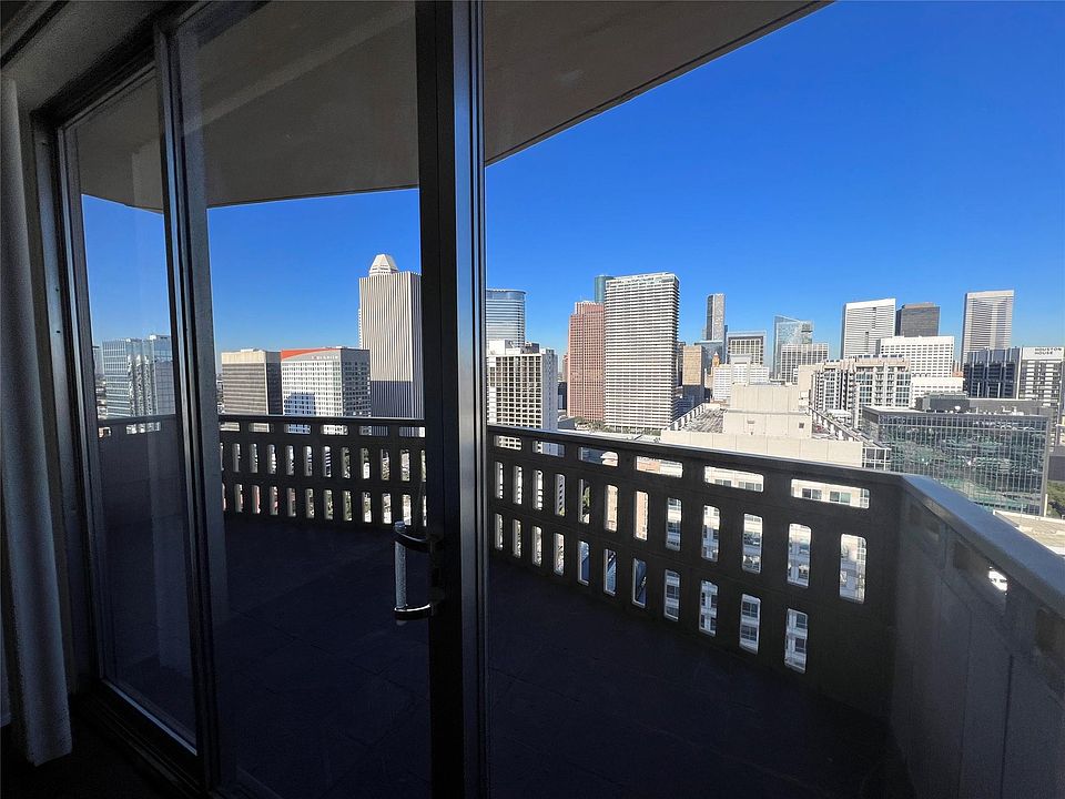 1st image of 2016 Main St APT 2405