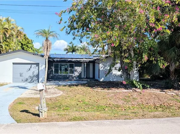 5279 Stratford CT, CAPE CORAL, FL 33904