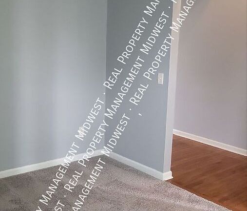5th image of 716 Cleary Dr