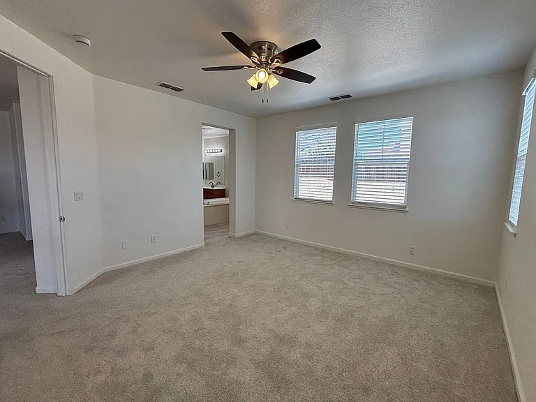 5560 McFarlan Ranch Dr — Photo 8