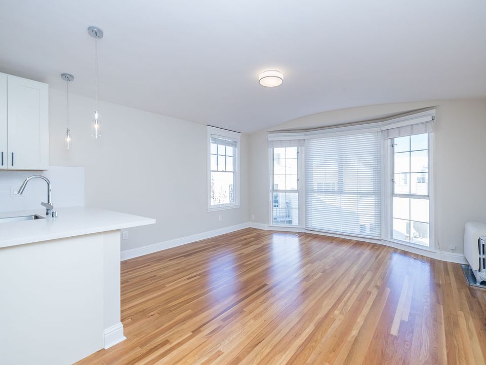 1st image of 3820 Scott St APT 303