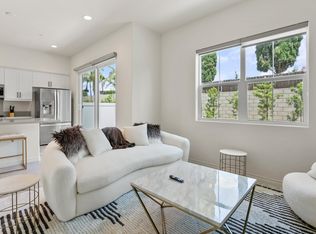 945 Wonder Ln, Glendora, CA 91740