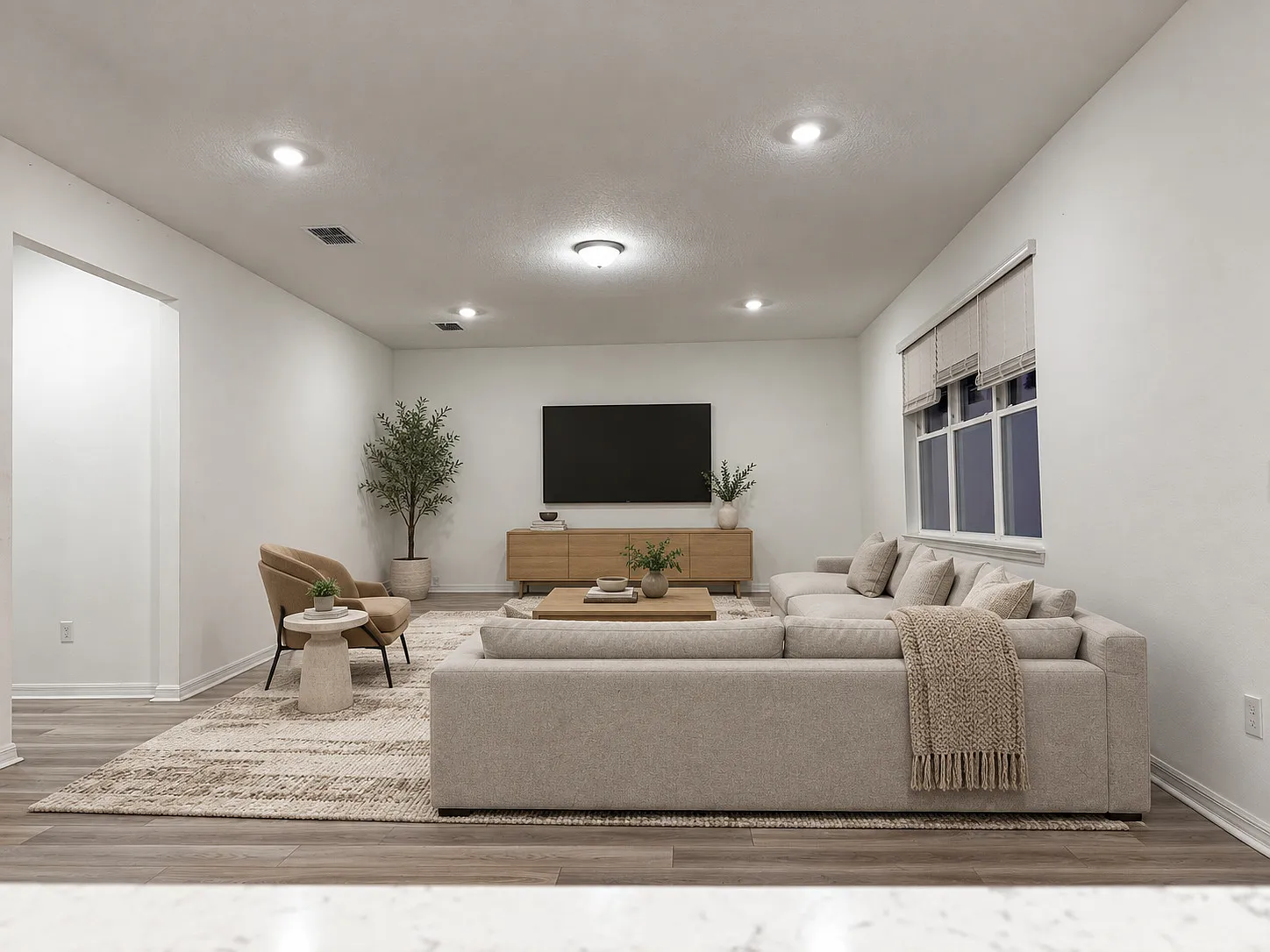 5 bed, 3443 sqft, $3,250 — Photo 4