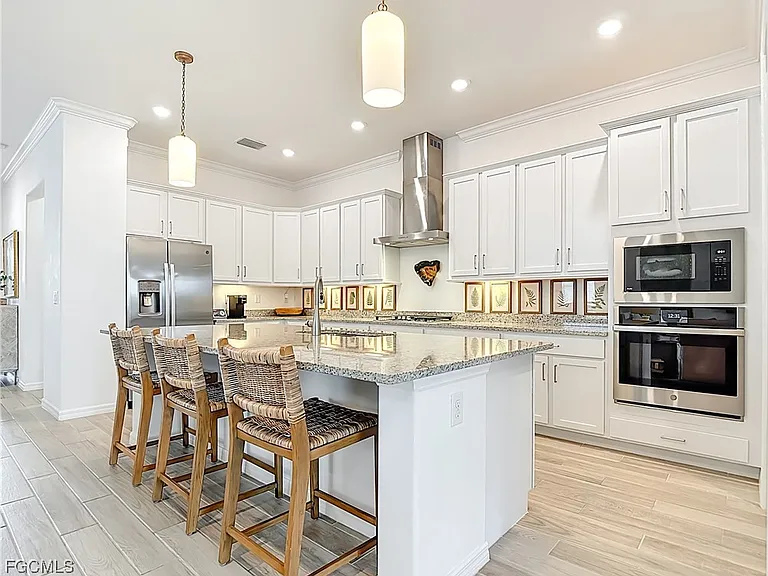 15919 Leaning Pine Ln — Photo 8