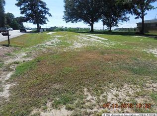 408 Norfleet Dr, Senatobia, MS 38668