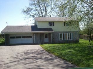 16249 Hunnicut Rd, Cambridge City, IN 47327