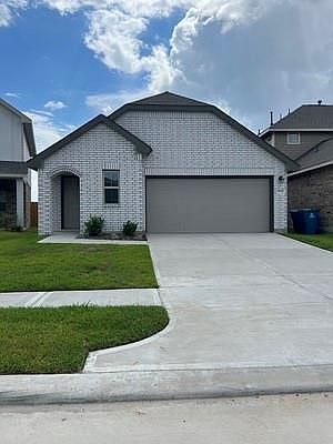 1st image of 15847 Kinlough Dr