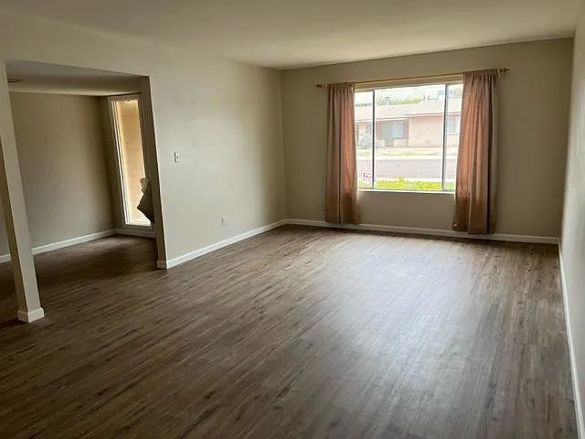 2171 E Palmcroft Dr — Photo 9