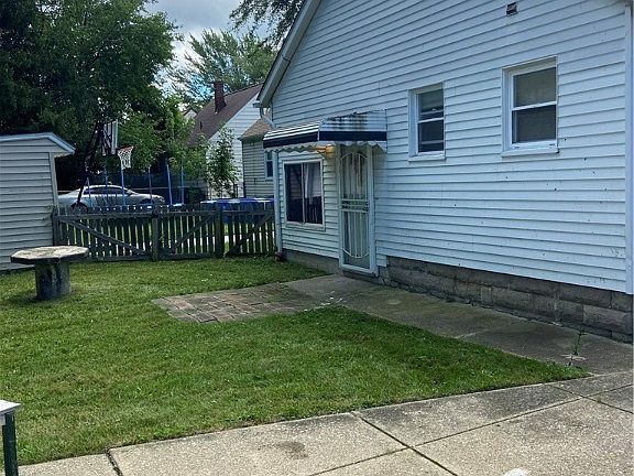 2nd image of 20471 Westport Ave