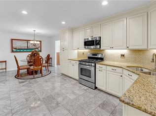 7605 Roop St, Las Vegas, NV 89131