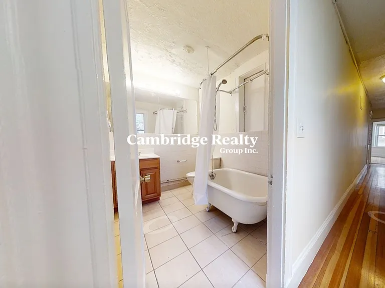 11 Barrows St #5T — Photo 5