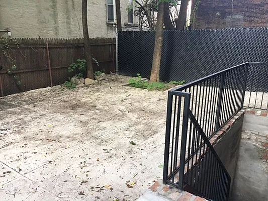 Rented by Nooklyn NYC LLC | media 66