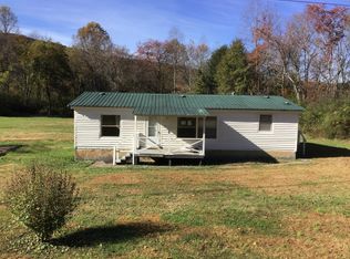 640 Hood St, Cleveland, GA 30528