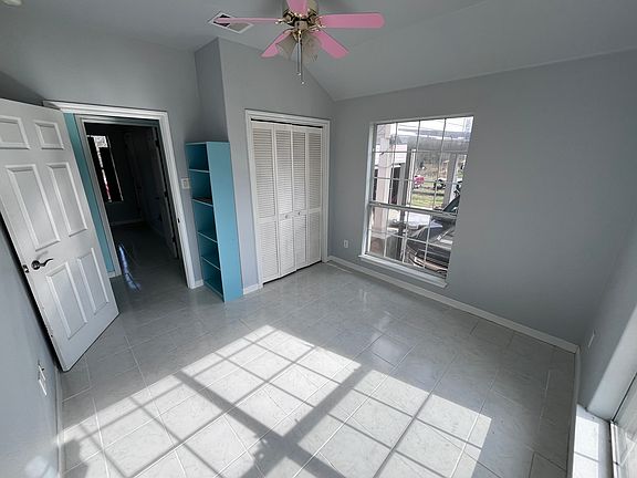 3rd image of 161 Todd Trl