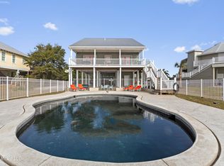 7613 Belle Fontaine Dr, Ocean Springs, MS 39564