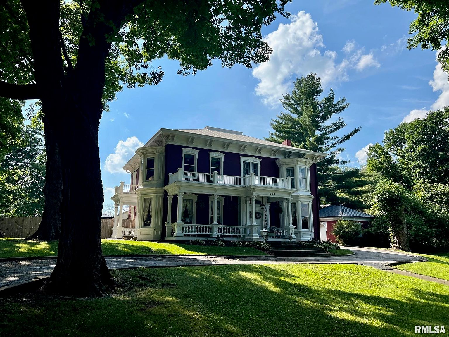 319 S 9th St, Petersburg, IL 62675 Zillow