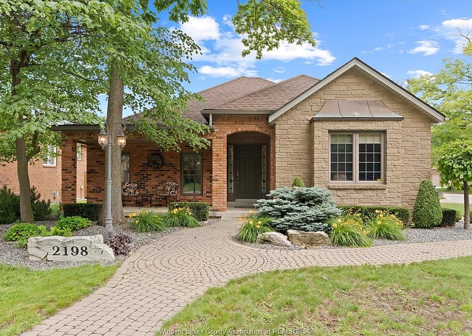 1st image of 2198 Suzanne St