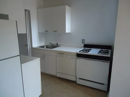 Rented by Nu Place Realty | media 14