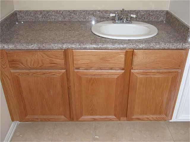 2nd image of 9607 Elmview Pl