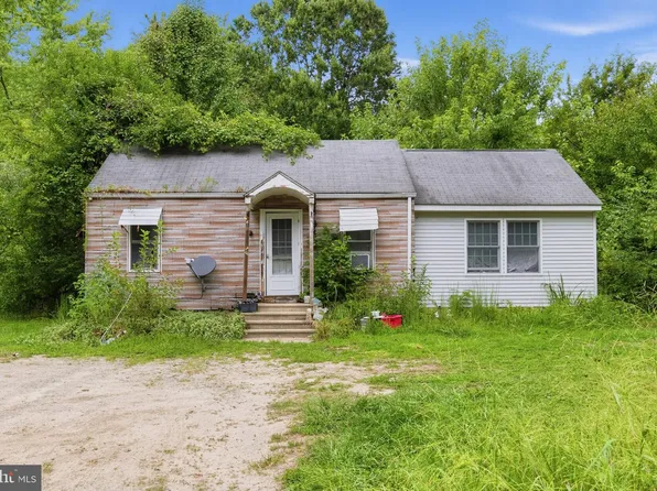 1065 Walnut Shade Rd, Dover, DE 19901