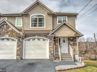 120 Pennwyn Pl, Shillington, PA 19607