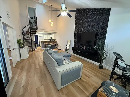 1812 Adventure Pl #1812 Photo 1