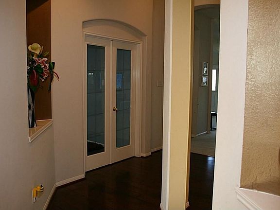 2nd image of 10230 Cascade Hills Dr