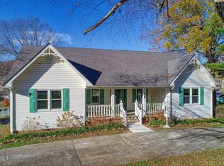 307 E Broadway St, Rogersville, TN 37857