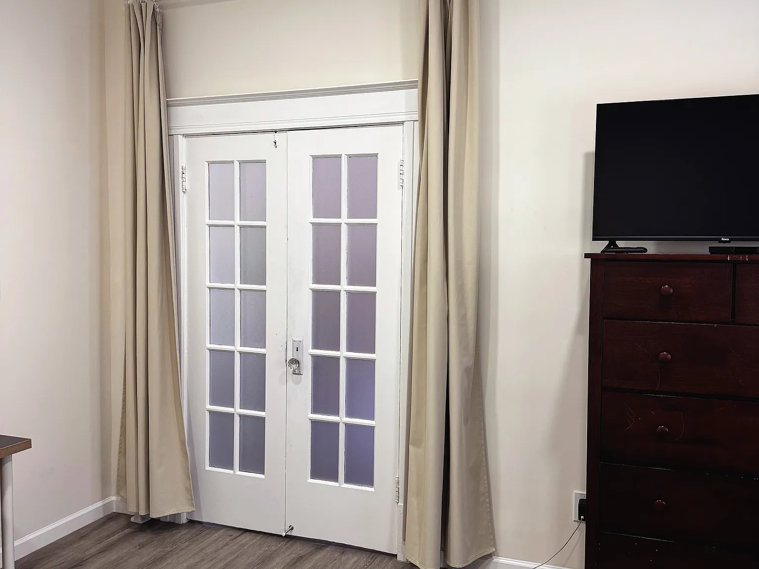 4 bed, 1366 sqft, $1,700 — Photo 3