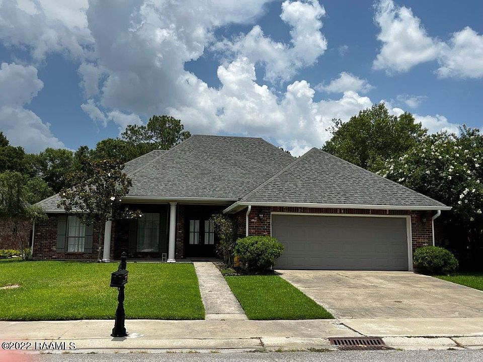1st image of 706 Southlake Cir