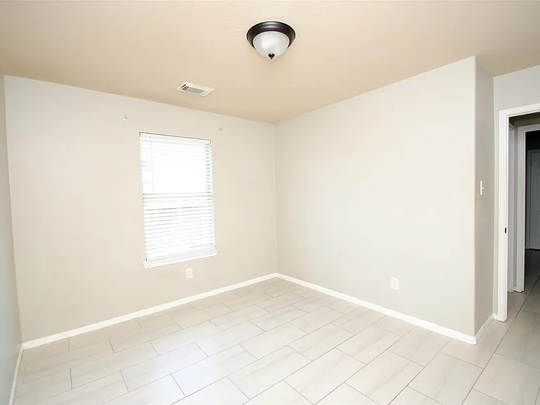 5910 Sugar Field Ln — Photo 21