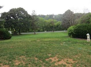 2769 Maple Ln, Spring Grove, PA 17362