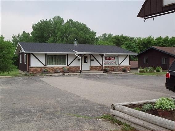 2nd image of 1401 E Main St