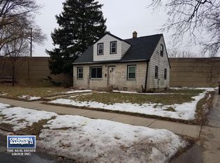 2895 S Linebarger Ter, Milwaukee, WI 53207