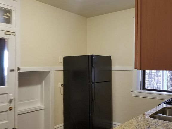3rd image of 316 Washington Blvd #One
