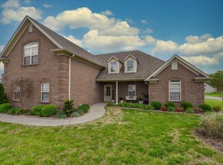303 Birkshire Pl, Gallatin, TN 37066