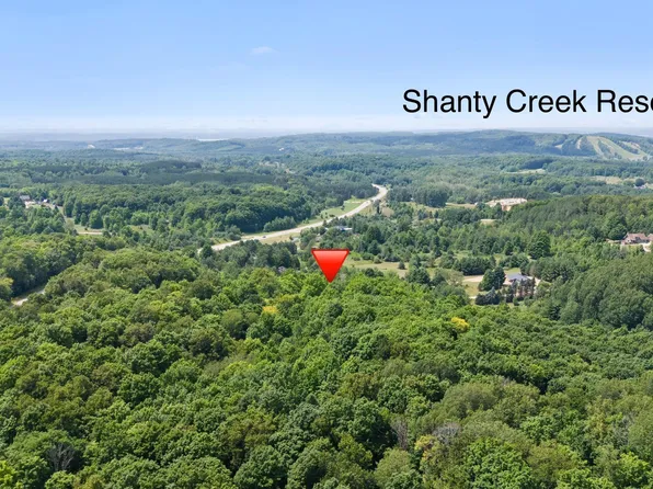 V/l Getaway Ln, Mancelona, MI 49659