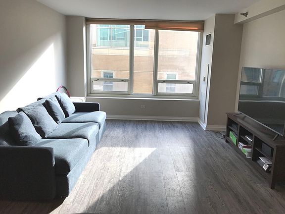 2nd image of 33 W Ontario St APT 16E
