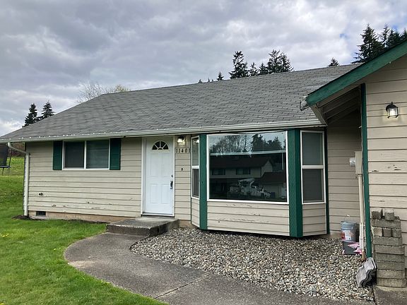 Front on unit, new Hardie Plank siding is scheduled to be completed.