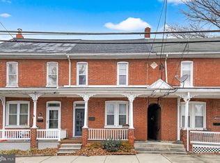 146 New Haven St, Mount Joy, PA 17552
