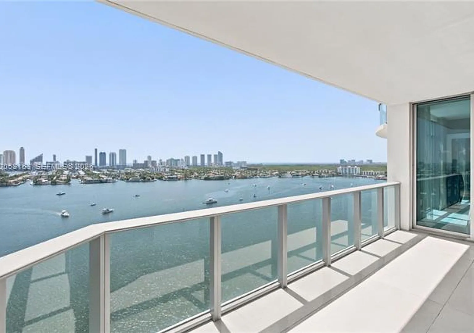 17301 Biscayne Blvd cu-2010, North Miami Beach, FL 33160 — Photo 2