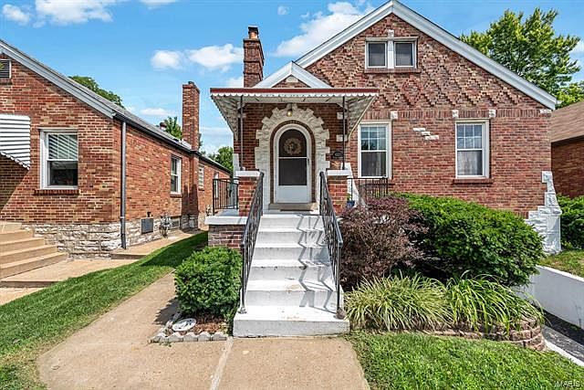 1st image of 6527 Fyler Ave