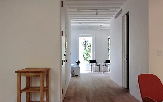 Rented by Compass | media 7