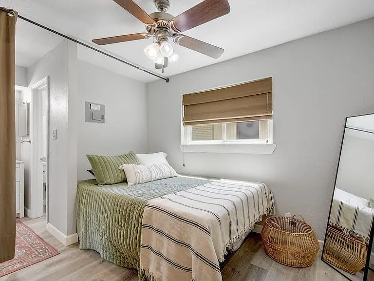 1111 W 10th St #106 — Photo 12